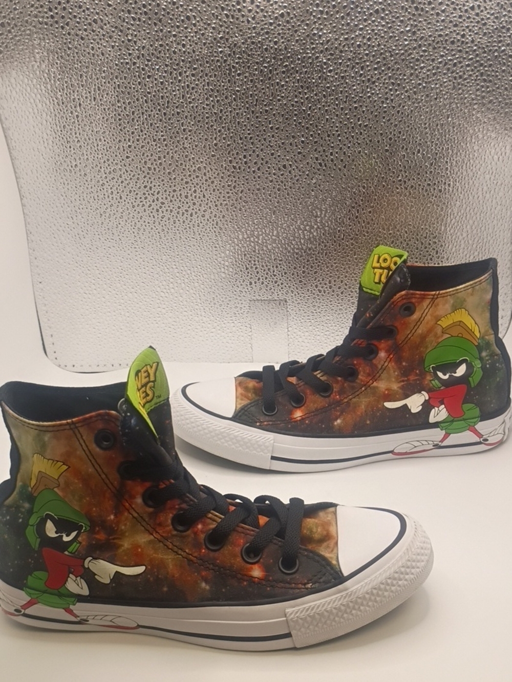 Converse Chuck Taylor All Star High x Looney Tunes Marvin Men's Size 4